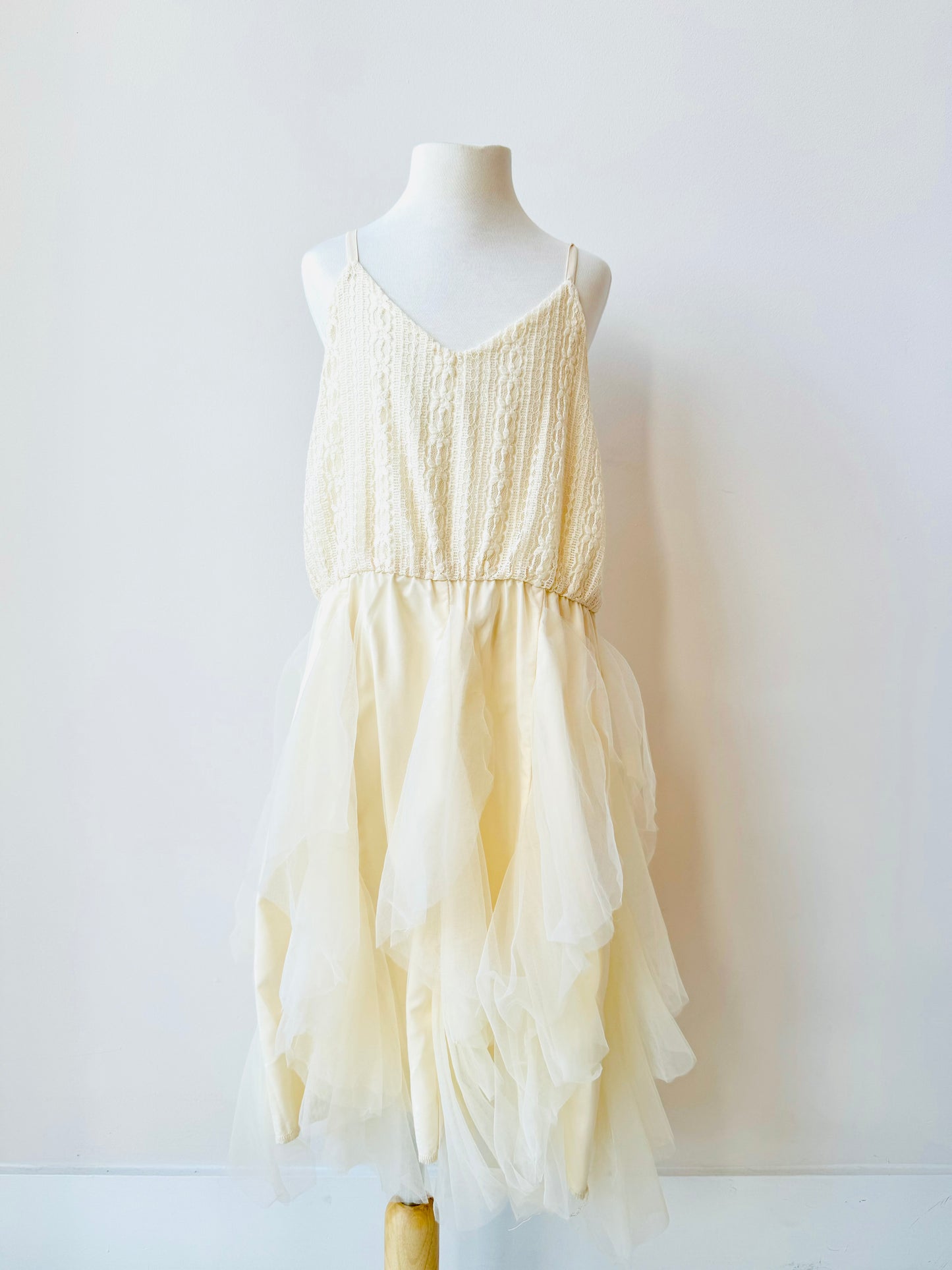 Lillie cream dress for girls with tulle