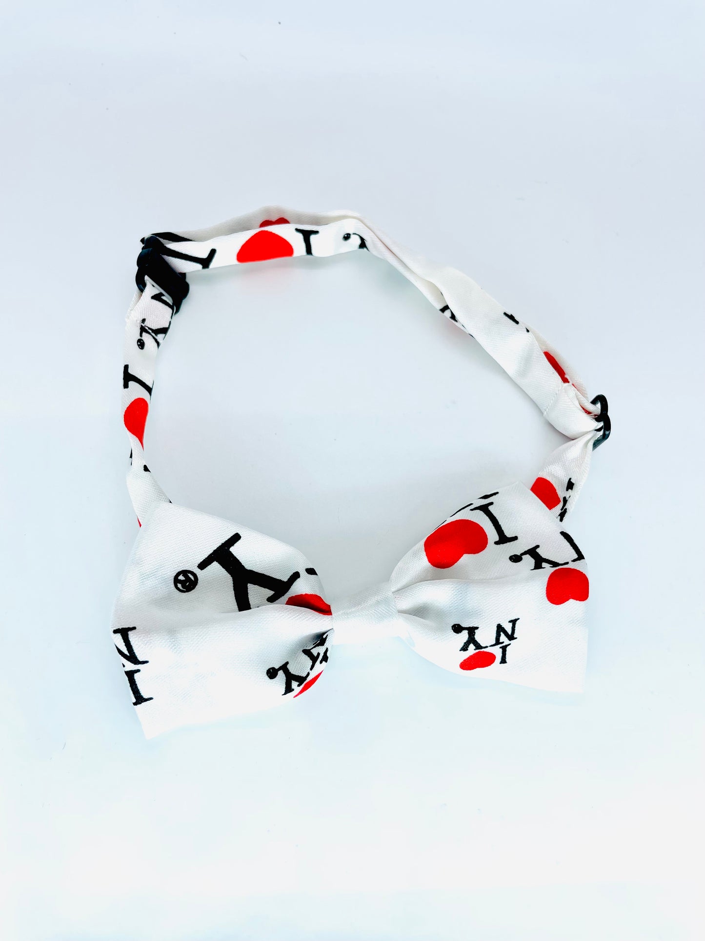 Red white adjustable I Love NYC dog bow tie