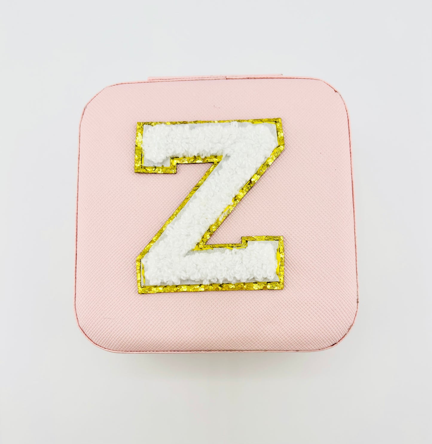 Letter Z travel jewelry case in pink