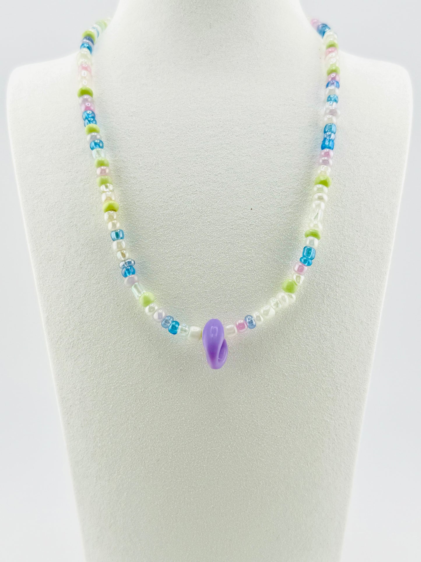 Lilian pastel color necklace
