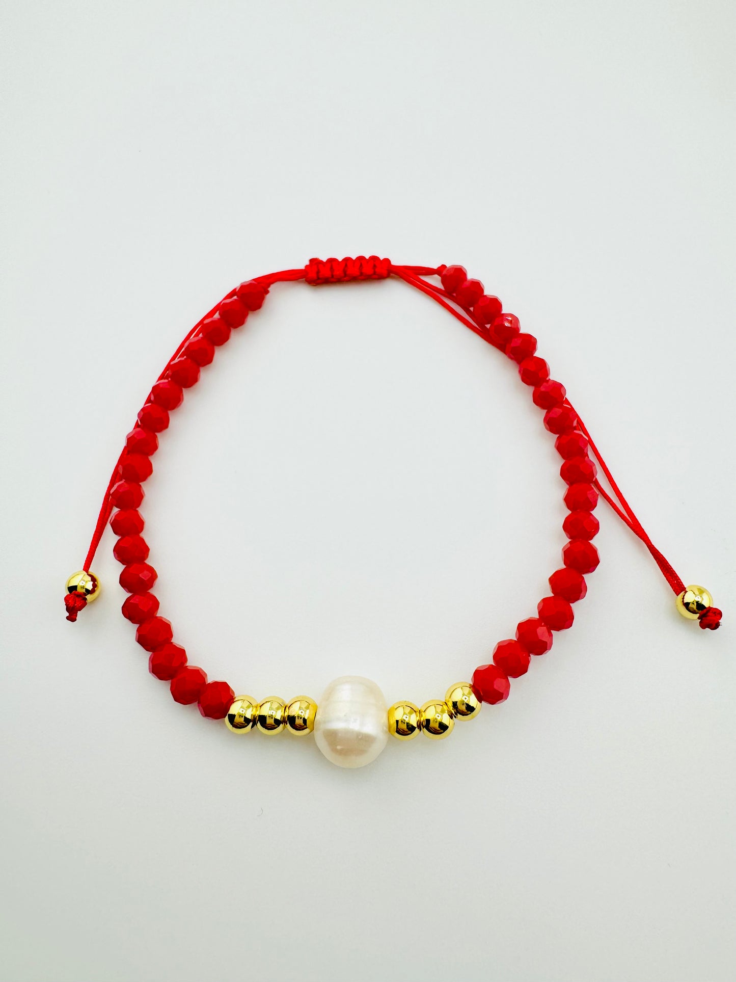 Madelyn red beaded 18k gold filled fresh water pearl bracelet