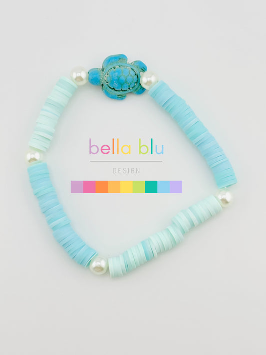 Quenelle blue beaded bracelet